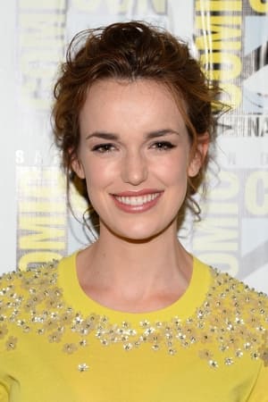 Elizabeth Henstridge profil kép