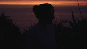 The Night That Holds You háttérkép
