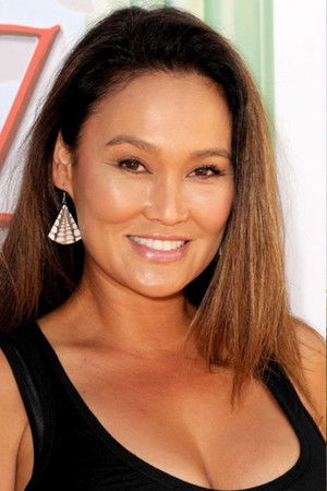 Tia Carrere profil kép