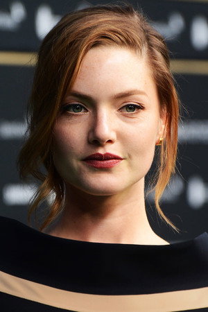 Holliday Grainger profil kép