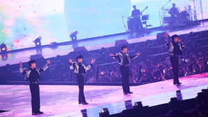 하이라이트: 라이츠 고 온, 어게인 인 시네마 háttérkép