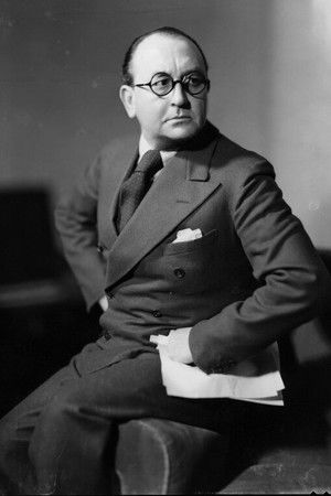 Maurice Elvey profil kép