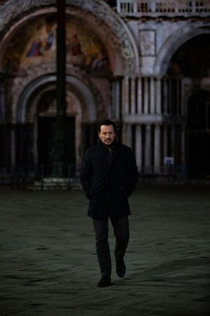 Vostro Onore poszter