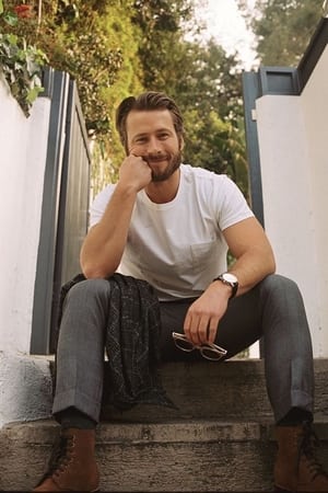 Glen Powell profil kép