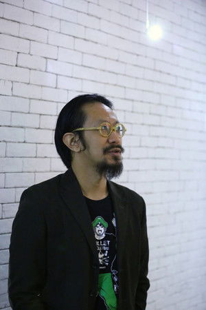 Chu Pak-Him profil kép