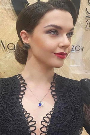 Elena Zamyarkova profil kép