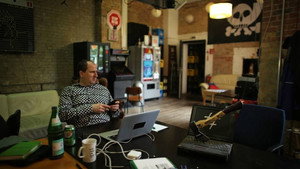 Une contre-histoire de l'internet háttérkép