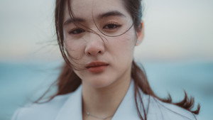 รักขบวนนี้หัวใจเกือบวาย kép