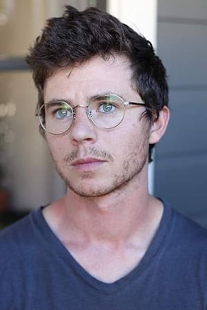 Charlie McDermott profil kép