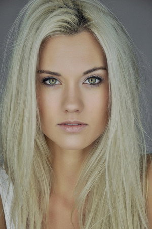 Laura James profil kép