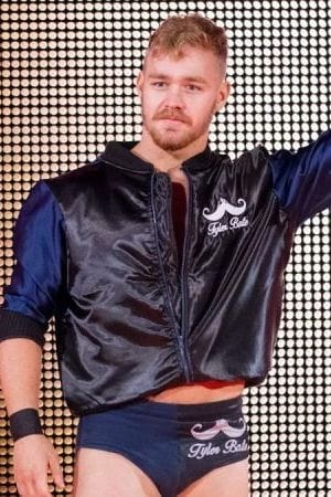 Tyler Bate profil kép