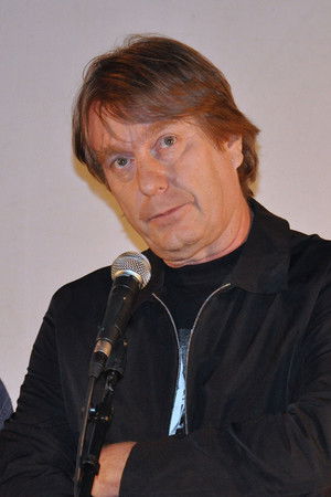 Mika Kaurismäki profil kép