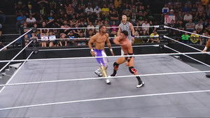 NXT vs. TNA Showdown háttérkép