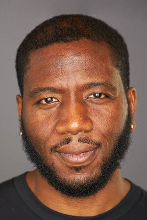 Deron J. Powell profil kép