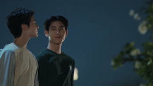 ต้นส้มอยู่บ้านเขา แต่ผลส้มหล่นมาบ้านเราตลอดเลย kép