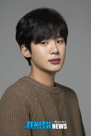 Kim Dong-hee profil kép