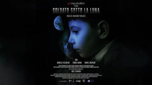 Soldato sotto la luna háttérkép