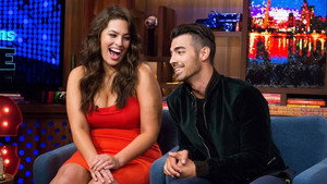 Watch What Happens Live with Andy Cohen Season 13 Ep.128 128. epizód