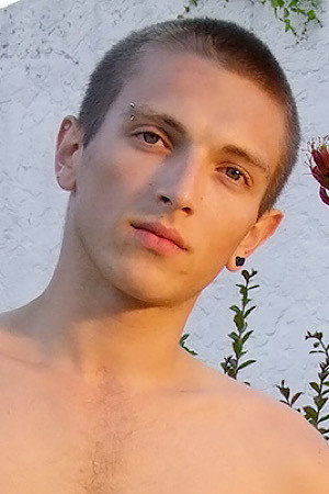 Roman Tik profil kép