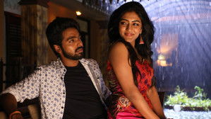 ஆயிரம் ஜென்மங்கள் háttérkép