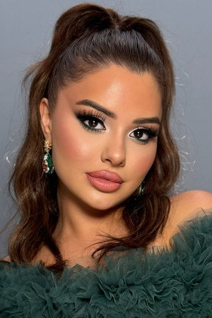 Mina Sovetski profil kép