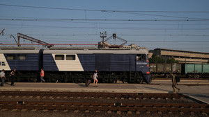 Des trains dans la guerre háttérkép