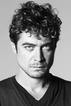 Riccardo Scamarcio profil kép