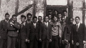 Les Lycéens, le Traître et les Nazis háttérkép