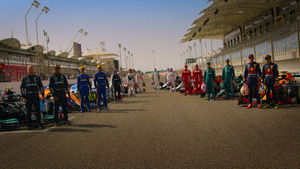 Formula 1: Hajsza a túlélésért 4. évad Ep.1 A titánok összecsapása