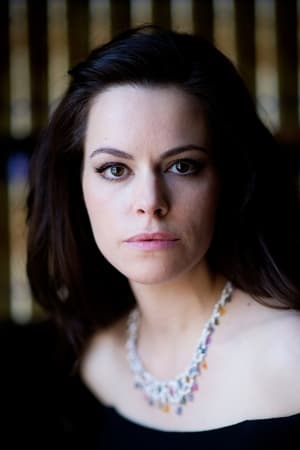 Emily Hampshire profil kép