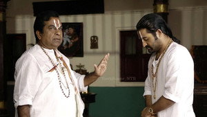 అదుర్స్ háttérkép