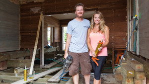 Renovation Realities: Dale Jr. & Amy kép