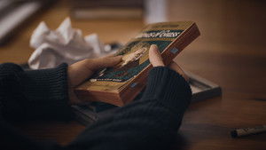 The Collected Pieces of Eleanor Ross háttérkép