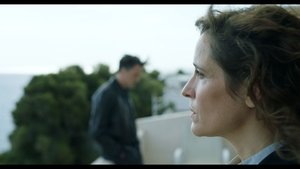Τόσο Κοντά, Τόσο Μακριά háttérkép