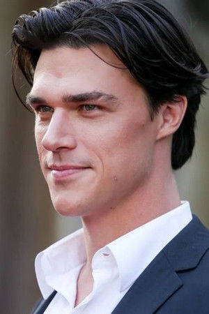 Finn Wittrock profil kép