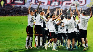 Do neba a do pekla: Spartak Trnava kép