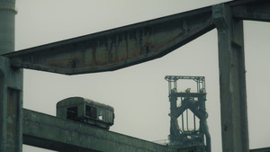 The Pulse Beneath the Steel háttérkép