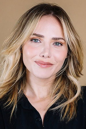 Letícia Colin profil kép