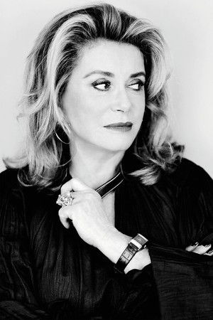 Catherine Deneuve profil kép