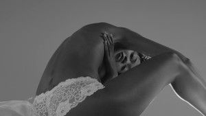 Naked Reality háttérkép