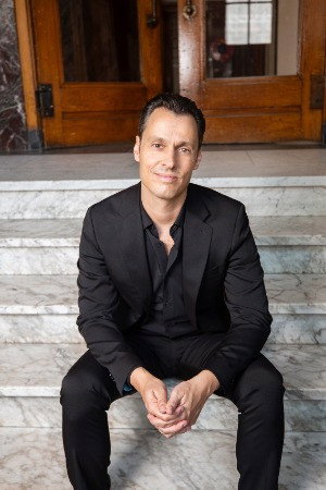 Niels Bourgonje profil kép