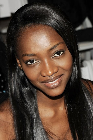 Oluchi Onweagba profil kép
