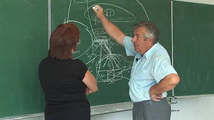 Der volkseigene Bürgermeister háttérkép