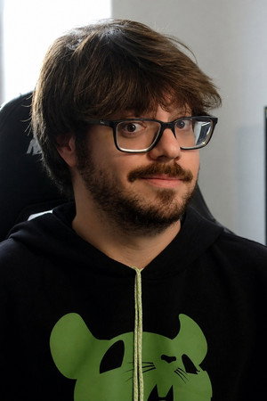 /sExC9YofxcUZudM1YcpsNb1nPw3.jpg