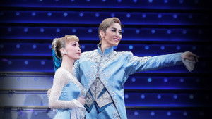 Grande TAKARAZUKA 110! háttérkép