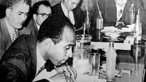 Frantz Fanon, mémoire d'asile háttérkép