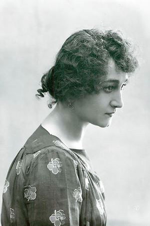 Clara Schwartz profil kép
