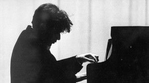 Glenn Gould: Au delà du temps háttérkép
