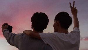 The Couple เพื่อนเล่น..เล่นเพื่อน háttérkép