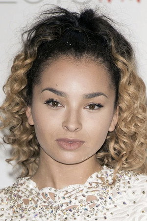 Ella Eyre profil kép